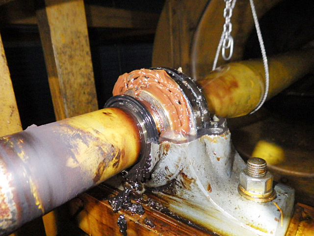 ブランマブロック形ファンベアリング交換画像