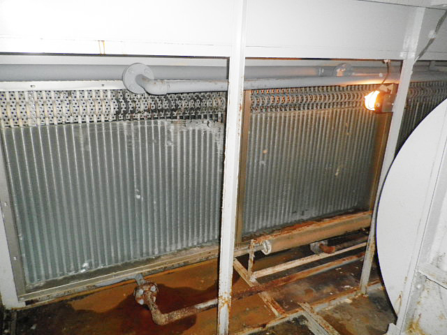 空調機　蒸気コイル交換画像