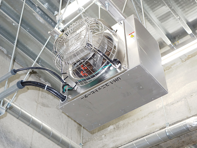 電熱式ユニットヒーター（正面）画像